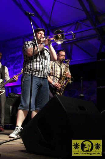 El Bosso und Die Ping Pongs (D) 18. This Is Ska Festival - Wasserburg, Rosslau 28. Juni 2014 (10).JPG